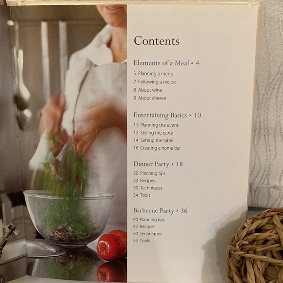 Williams Sonoma Cooking and Entertaining Guide - Picture 2 of 4